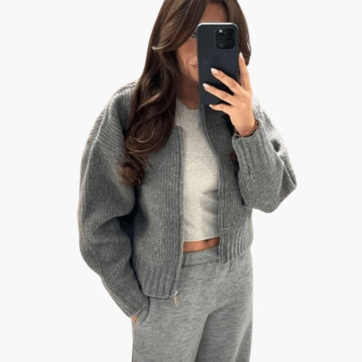 Hannah | Ribbed Zip Front Knit Cardigan