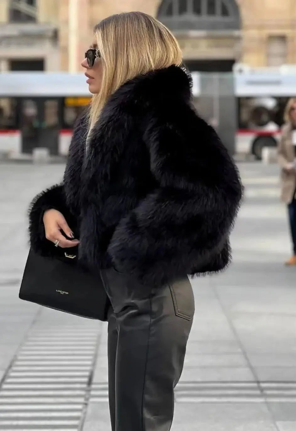 Isabella | Luxe Faux Fur Cropped Jacket