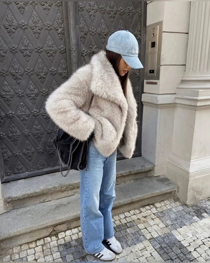 Isabella | Luxe Faux Fur Cropped Jacket