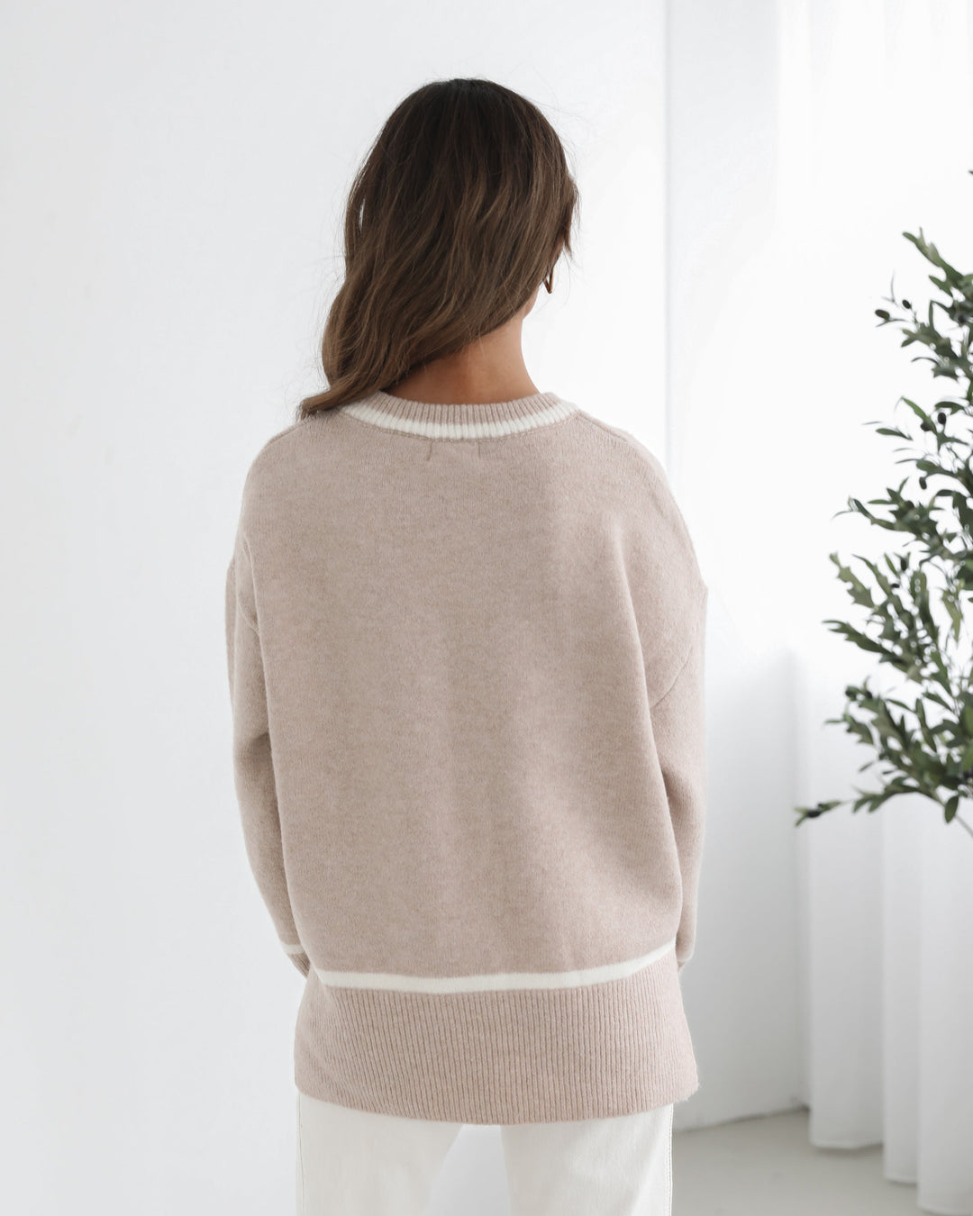 Women's Relaxed Fit Crew Neck Sweater