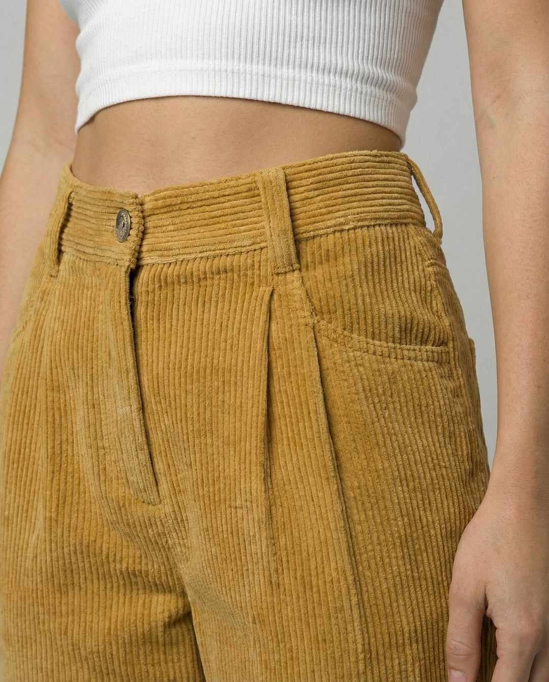 Women's Corduroy Pleated Pants with Cuffed Hem