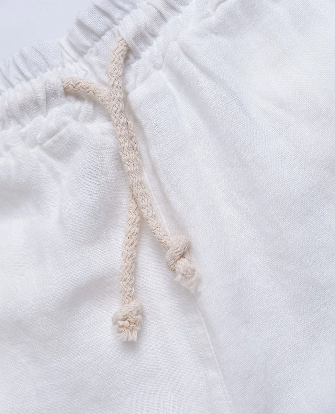 Men's Linen Drawstring Shorts with Side Pockets