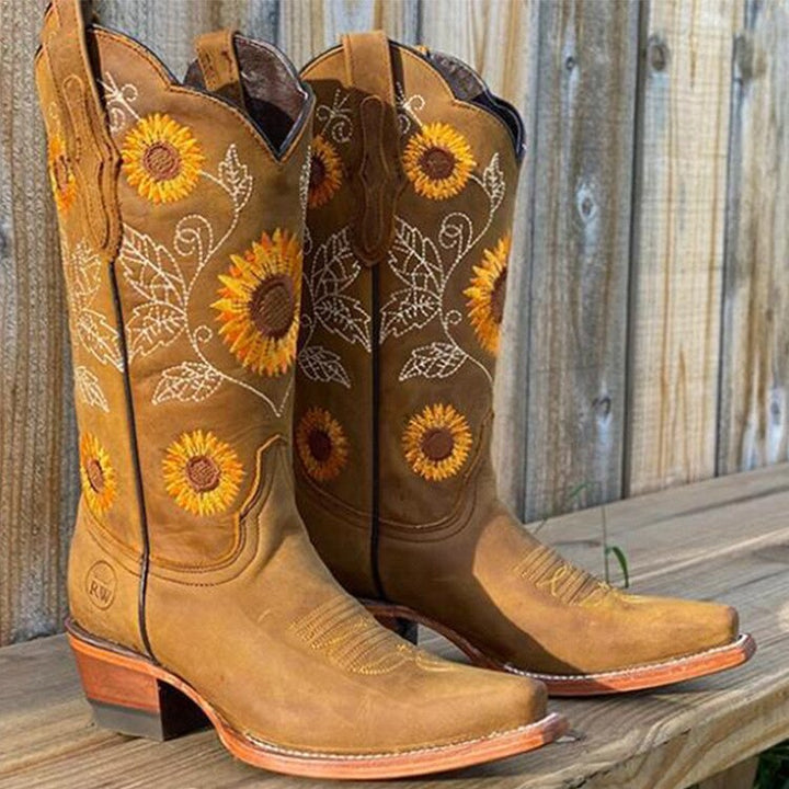 Embroidered Western Cowboy Boots