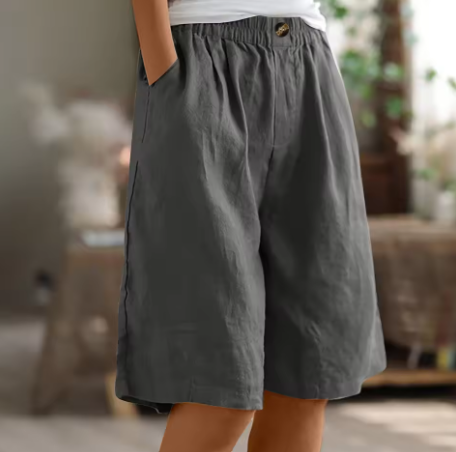 Chloe | Relaxed Elastic Waist Bermuda Shorts