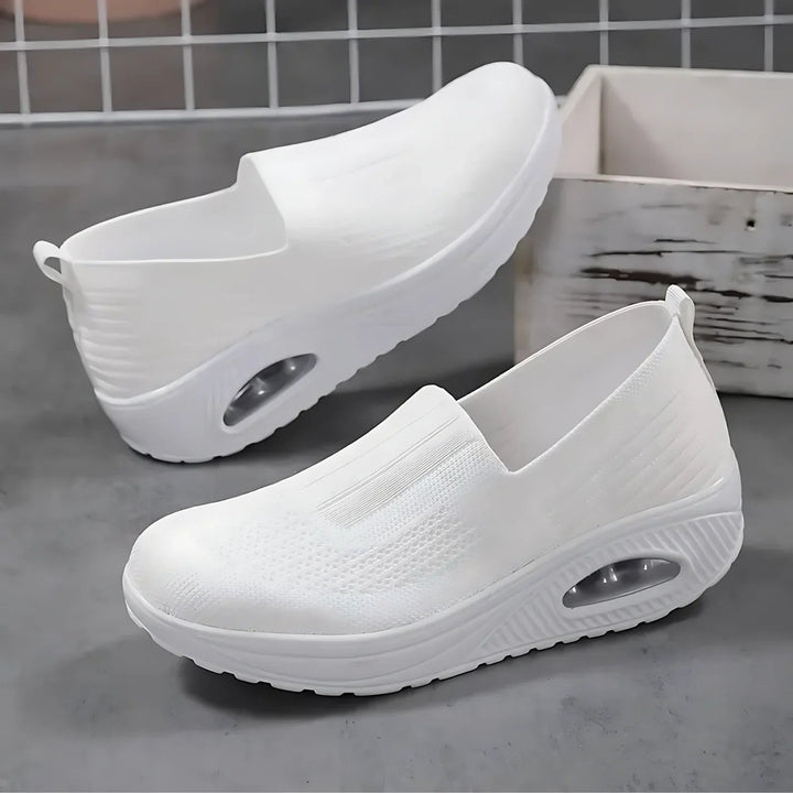 Women's Chunky Knit Platform Sneakers