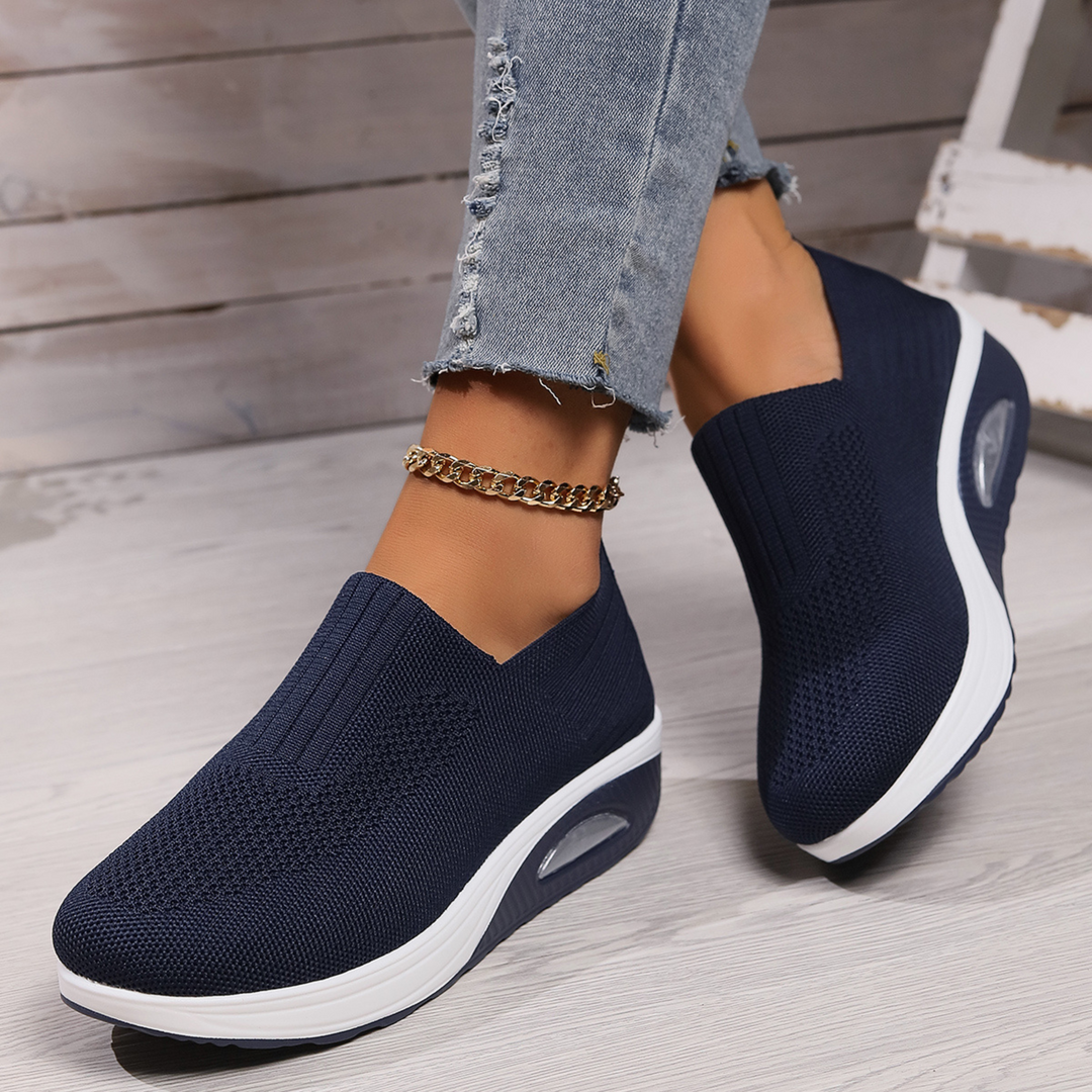 Women's Chunky Knit Platform Sneakers