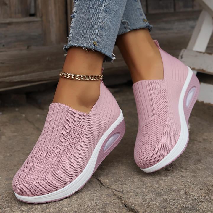Women's Chunky Knit Platform Sneakers