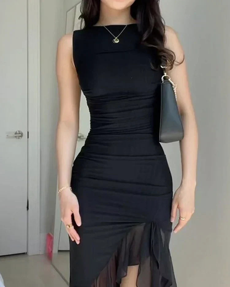 Emilia | Elegant Sleeveless Asymmetric Midi Dress