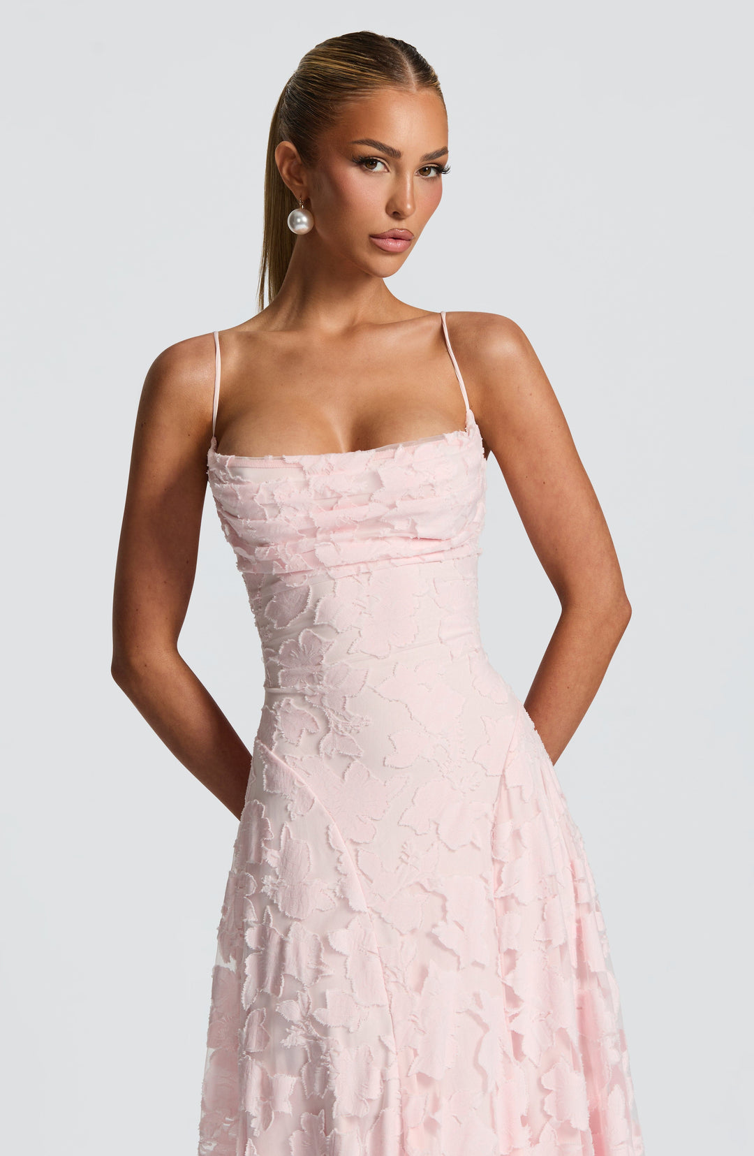 Vivienne | Elegant Floral Lace Maxi Dress