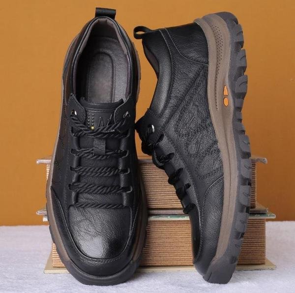 Leather Lace-Up Hiking Shoes with Rugged Sole