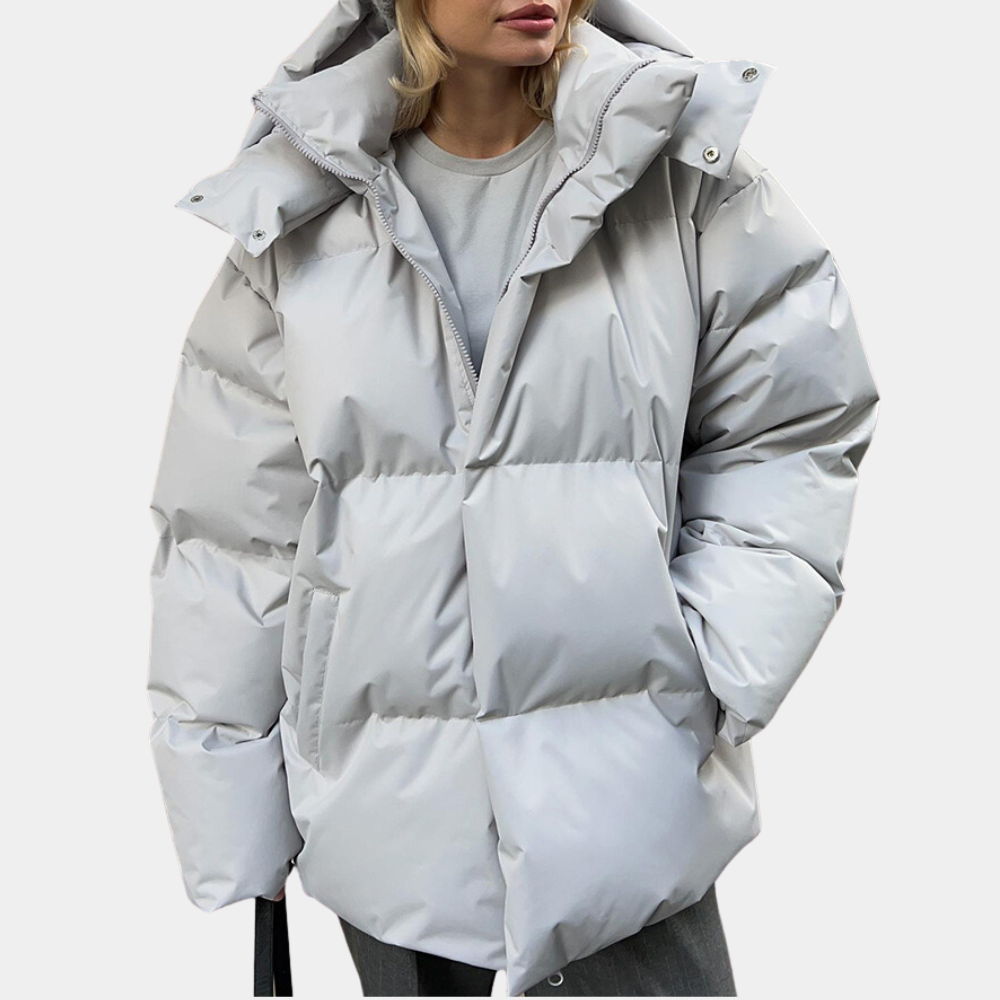 Women's Quilted Puffer Jacket with Hood in Relaxed Fit
