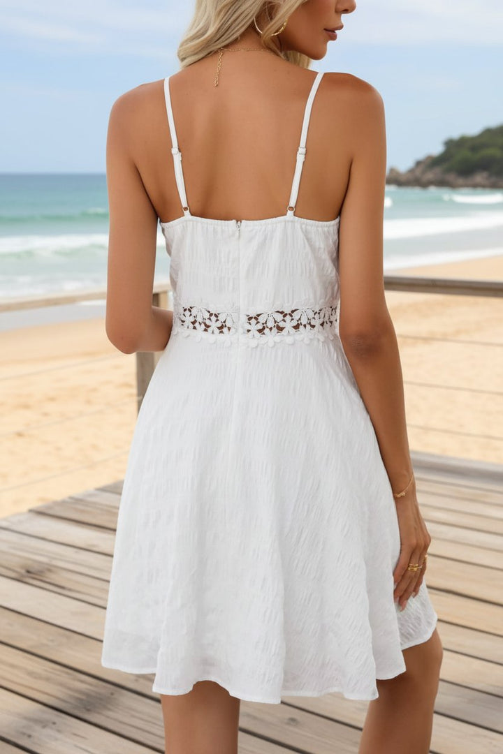 Sleeveless Lace Cocktail Dress